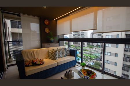 Apartamento para alugar com 80m², 2 quartos e 1 vagaVaranda