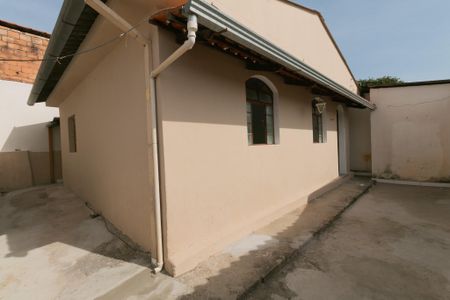 Casa para alugar com 100m², 2 quartos e 1 vaga Casa para alugar com 100m², 2 quartos e 1 vagaÁrea comum