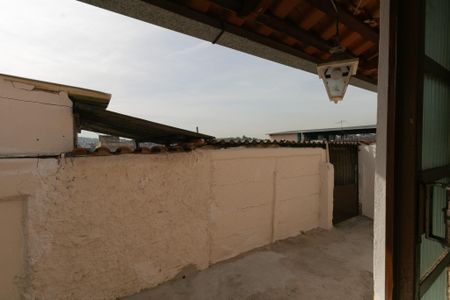 Casa para alugar com 100m², 2 quartos e 1 vaga Casa para alugar com 100m², 2 quartos e 1 vagaSala