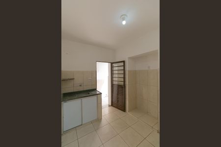 Casa para alugar com 100m², 2 quartos e 1 vaga Casa para alugar com 100m², 2 quartos e 1 vagaCozinha