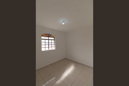 Casa para alugar com 100m², 2 quartos e 1 vaga Casa para alugar com 100m², 2 quartos e 1 vagaQuarto 1