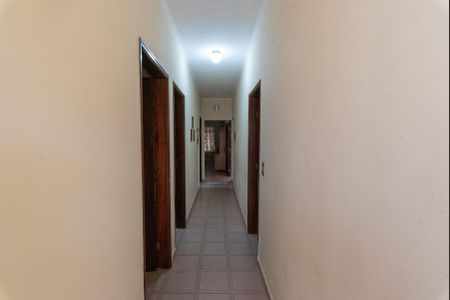 Casa à venda com 147m², 2 quartos e 2 vagasCorredor