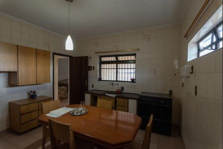 Casa à venda com 147m², 2 quartos e 2 vagasCozinha