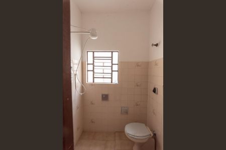 Casa à venda com 147m², 2 quartos e 2 vagasBanheiro de Serviço