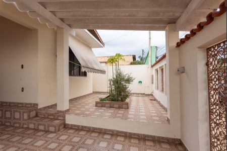 Casa à venda com 147m², 2 quartos e 2 vagasGaragem