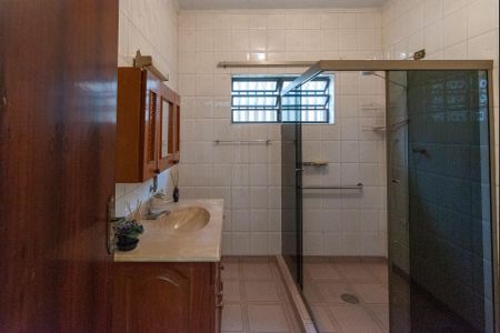 Casa à venda com 147m², 2 quartos e 2 vagasBanheiro Social