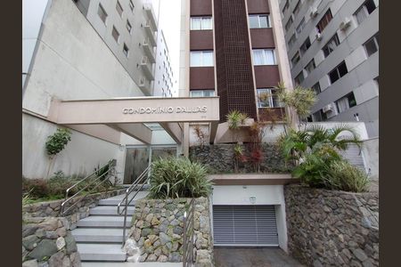 Studio para alugar com 28m², 1 quarto e sem vaga Studio para alugar com 28m², 1 quarto e sem vagaFachada do Prédio