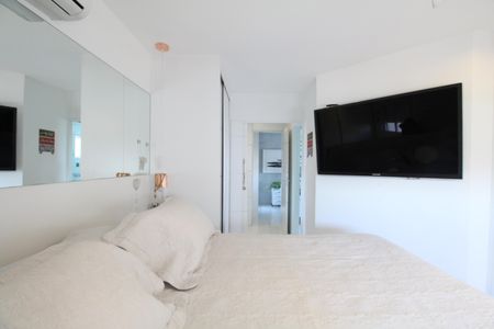 Apartamento à venda com 130m², 3 quartos e 2 vagasQuarto 1