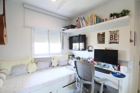 Apartamento à venda com 130m², 3 quartos e 2 vagasQuarto 3