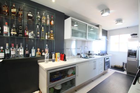 Apartamento à venda com 130m², 3 quartos e 2 vagasCozinha