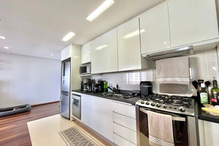 Apartamento à venda com 86m², 3 quartos e 2 vagasCozinha