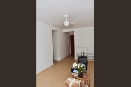 Apartamento à venda com 60m², 2 quartos e 1 vagaSala