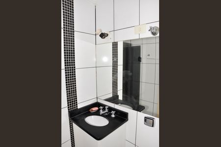 Apartamento à venda com 60m², 2 quartos e 1 vagaBanheiro Social