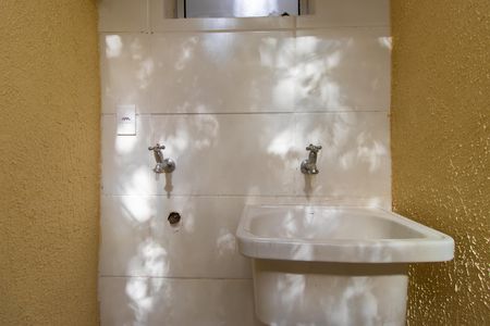 Casa de condomínio para alugar com 50m², 2 quartos e 1 vaga Casa de condomínio para alugar com 50m², 2 quartos e 1 vagaÁrea de Serviço
