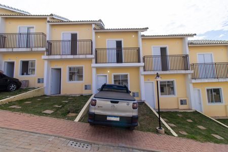 Casa de condomínio para alugar com 50m², 2 quartos e 1 vaga Casa de condomínio para alugar com 50m², 2 quartos e 1 vagaFachada