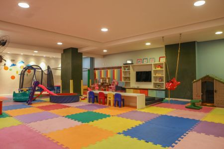 Apartamento à venda com 223m², 3 quartos e 4 vagasÁrea comum 