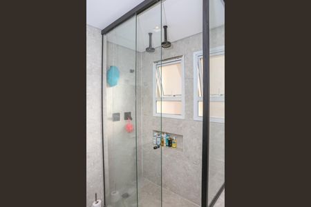 Apartamento à venda com 223m², 3 quartos e 4 vagasBanheiro da Suíte 1