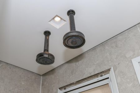 Apartamento à venda com 223m², 3 quartos e 4 vagasBanheiro da Suíte 1