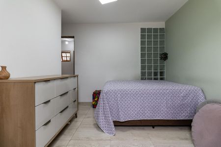 Casa à venda com 153m², 3 quartos e 2 vagas Casa à venda com 153m², 3 quartos e 2 vagasSuíte