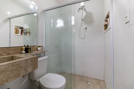 Casa à venda com 153m², 3 quartos e 2 vagas Casa à venda com 153m², 3 quartos e 2 vagasBanheiro da Suíte