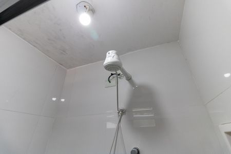 Casa à venda com 153m², 3 quartos e 2 vagas Casa à venda com 153m², 3 quartos e 2 vagasBanheiro da Suíte