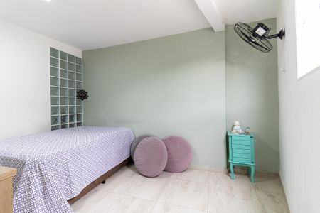 Casa à venda com 153m², 3 quartos e 2 vagas Casa à venda com 153m², 3 quartos e 2 vagasSuíte