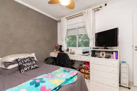 Apartamento à venda com 143m², 3 quartos e 2 vagas Apartamento à venda com 143m², 3 quartos e 2 vagasSuite 2
