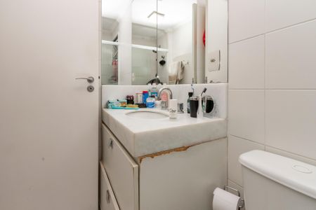 Apartamento à venda com 143m², 3 quartos e 2 vagas Apartamento à venda com 143m², 3 quartos e 2 vagasBanheiro/Suite 3