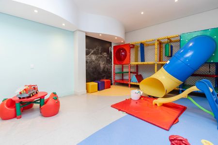 Apartamento à venda com 143m², 3 quartos e 2 vagas Apartamento à venda com 143m², 3 quartos e 2 vagasArea comum