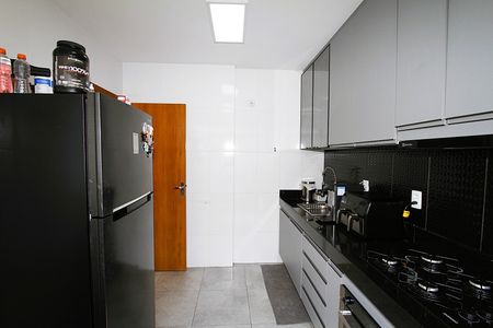 Apartamento à venda com 92m², 3 quartos e 2 vagasCozinha