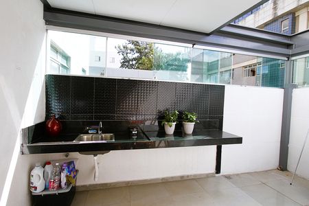 Apartamento à venda com 92m², 3 quartos e 2 vagasÁrea de Serviço