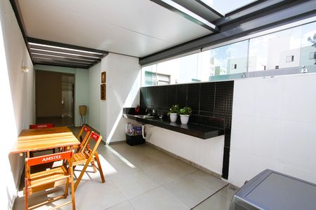 Apartamento à venda com 92m², 3 quartos e 2 vagasÁrea de Serviço