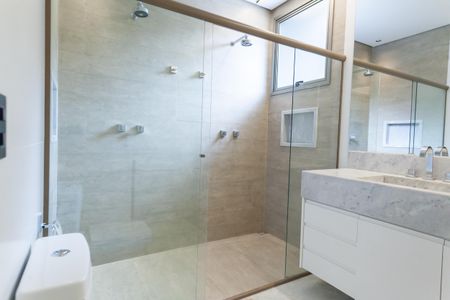 Casa de condomínio à venda com 548m², 4 quartos e 4 vagasBanheiro/Suite 4