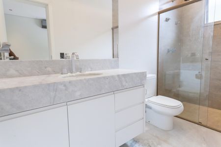 Casa de condomínio à venda com 548m², 4 quartos e 4 vagasBanheiro/Suite 2