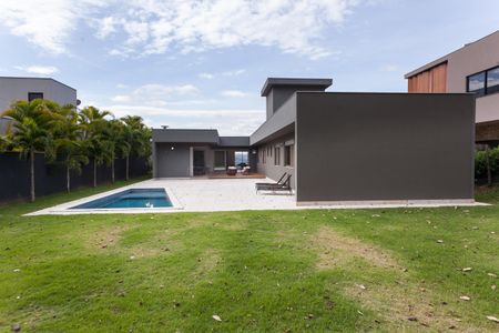 Casa de condomínio à venda com 548m², 4 quartos e 4 vagasPiscina