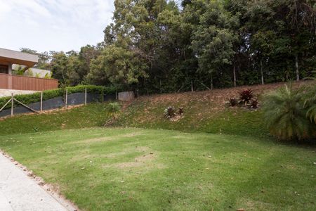 Casa de condomínio à venda com 548m², 4 quartos e 4 vagasQuintal