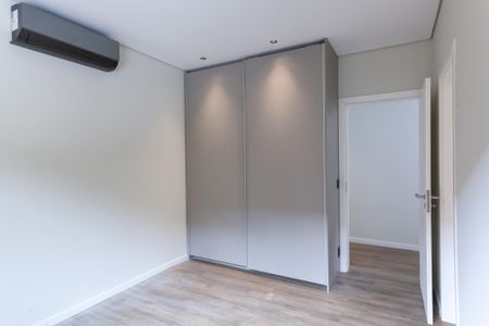 Casa de condomínio à venda com 548m², 4 quartos e 4 vagasSuite 2