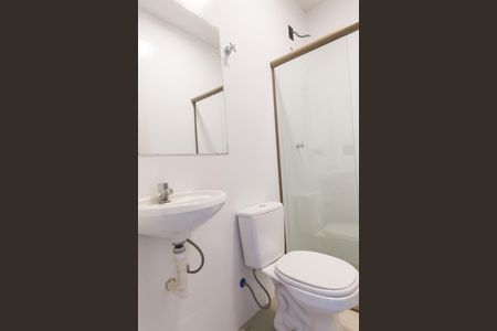 Casa de condomínio à venda com 548m², 4 quartos e 4 vagasBanheiro de serviço