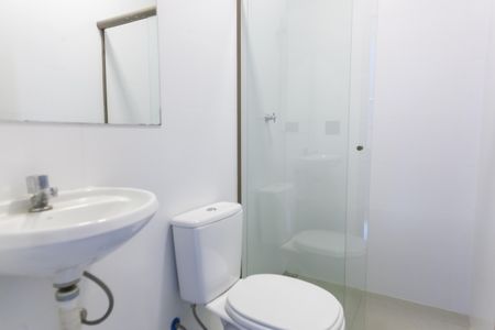 Casa de condomínio à venda com 548m², 4 quartos e 4 vagasBanheiro de serviço