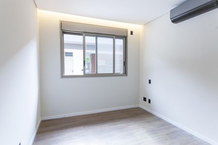 Casa de condomínio à venda com 548m², 4 quartos e 4 vagasSuite 2