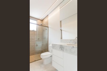 Casa de condomínio à venda com 548m², 4 quartos e 4 vagasBanheiro/Suite 3