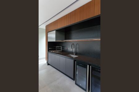 Casa de condomínio à venda com 548m², 4 quartos e 4 vagasChurrasqueira