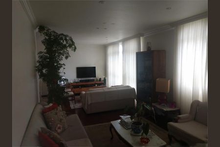 Apartamento à venda com 160m², 4 quartos e 3 vagas