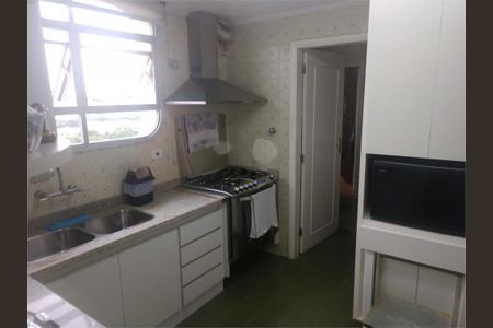 Apartamento à venda com 160m², 4 quartos e 3 vagas