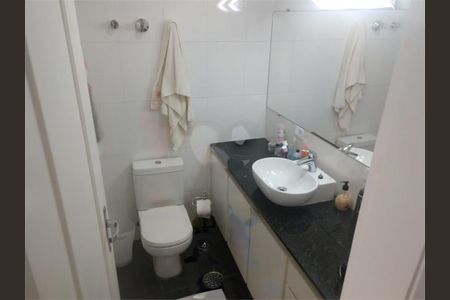 Apartamento à venda com 160m², 4 quartos e 3 vagas