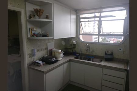 Apartamento à venda com 160m², 4 quartos e 3 vagas