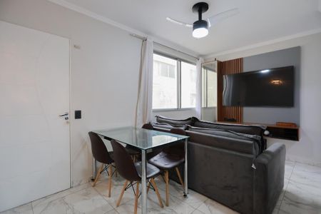 Apartamento à venda com 50m², 2 quartos e 1 vaga Apartamento à venda com 50m², 2 quartos e 1 vagaSala