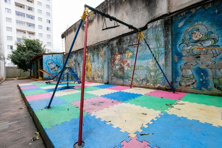 Apartamento à venda com 50m², 2 quartos e 1 vaga Apartamento à venda com 50m², 2 quartos e 1 vagaÁrea comu - Playground