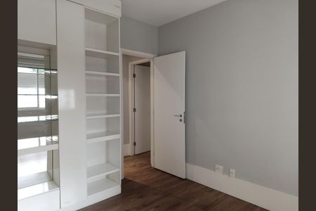 Apartamento à venda com 152m², 3 quartos e sem vagaSuíte 2