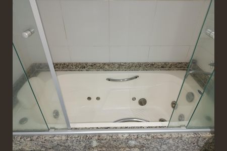 Apartamento à venda com 152m², 3 quartos e sem vagaBanheiro da Suíte 1